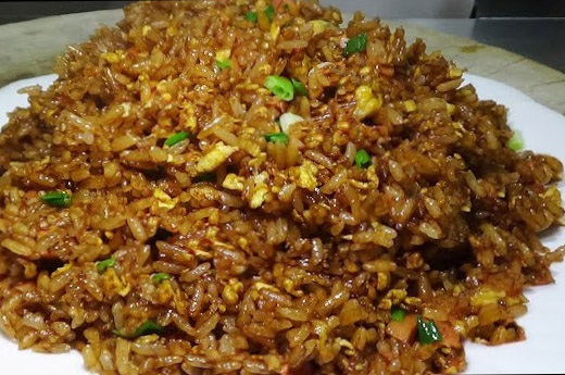 F6.riz saute aux oeufs  (chou/oignon/poivron)